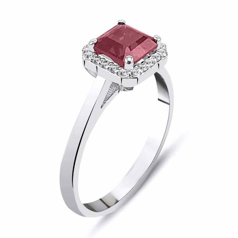 Красив диамантен пръстен от бяло злато с родолит